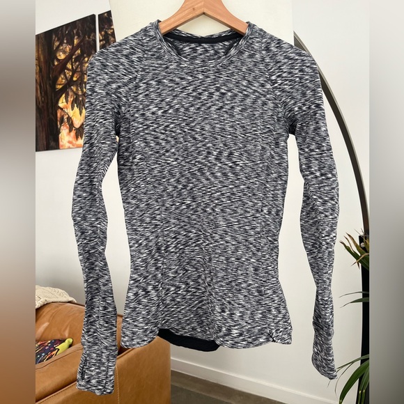 Lululemon Runderful Long Sleeve - Picture 3 of 5